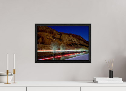45 x 30 cm, Floating frame Eiche schwarz Sils 24