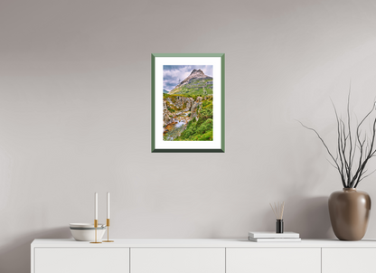 30 x 45 cm, Alu dibond, Rahmen grün, 5cm weissrand Diavolezza 10